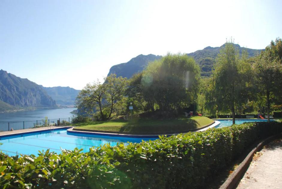 ヴァルブローナLa Bella Vista Sul Lago Di Comoアパートメント エクステリア 写真